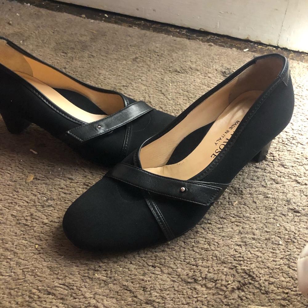 Black short high heels